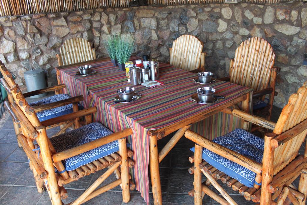 Adansonia Eco Lodge Musina Phòng bức ảnh